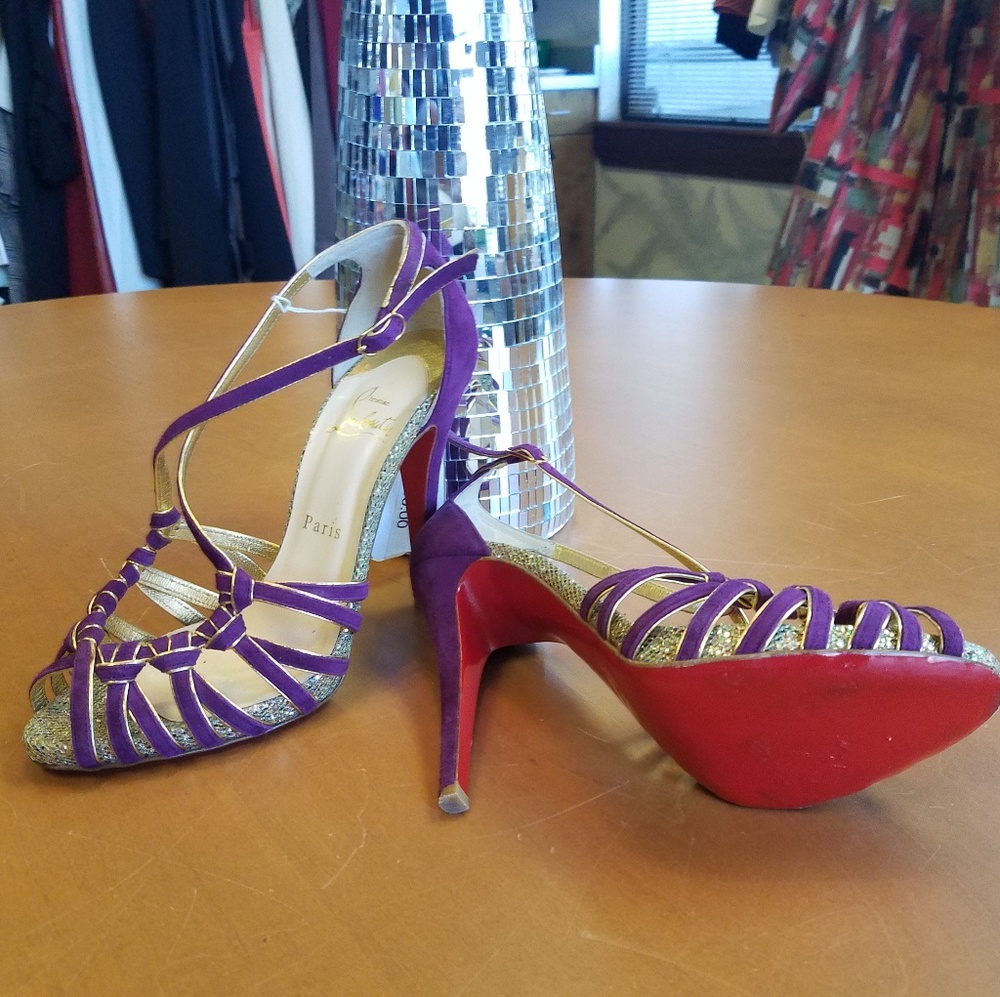 RED BOTTOM  CHRISTIAN  LOUBUTIN